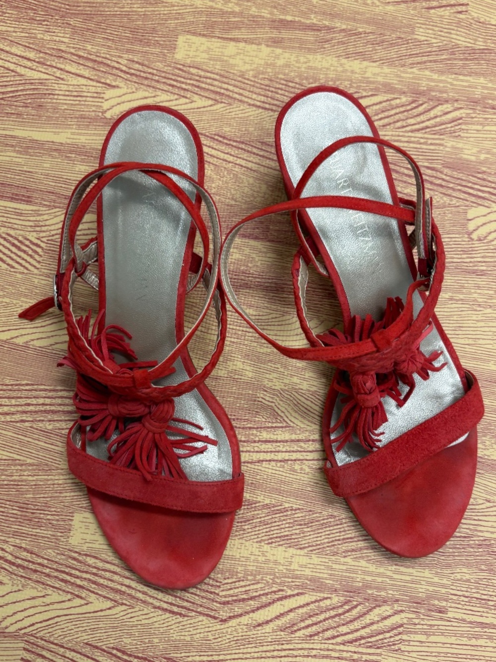 Stuart Weitzman Red Suede Tassel Sandals Luxury 2.5in Block Heels Sz 8